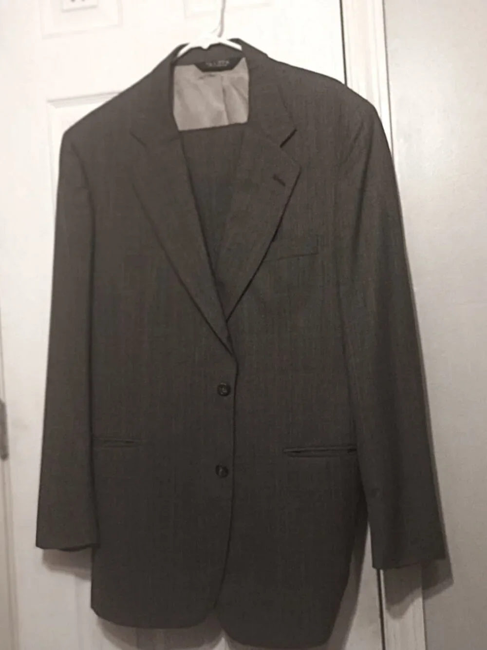 Joseph A. Bank Men Grayish Brown Plaid Glen 2 Piece Suit  42L